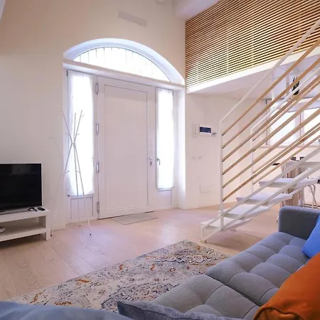 Modern Loft Just A Few Steps From Corso Apartment Mailand