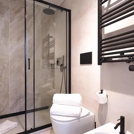 Contempora - Modern Loft Just A Few Steps From Corso Apartment *